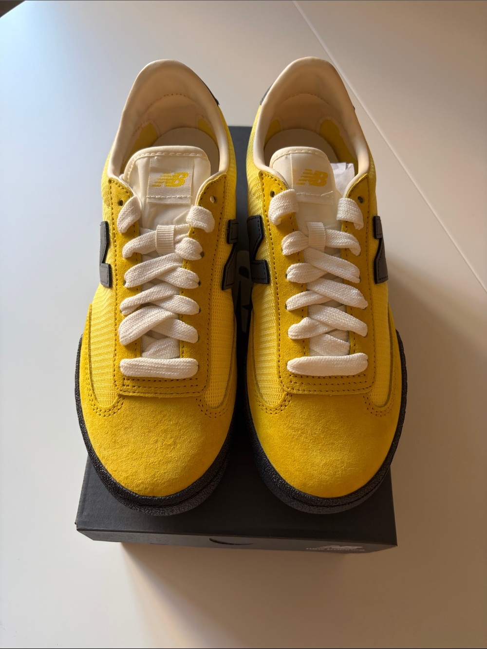 NIB New Balance Gator Run Apollo Gold Yellow Black Suede Sneakers Women’s 9